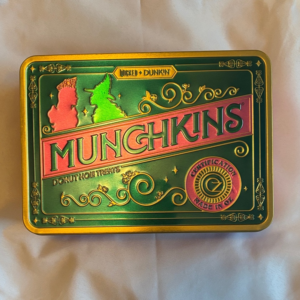 Wicked & Dunkin' Munchkins Tin